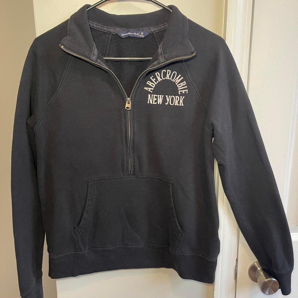 Abercrombie & Fitch Womens Black Quarter Zip New York Graphic Sweatshirt Medium
